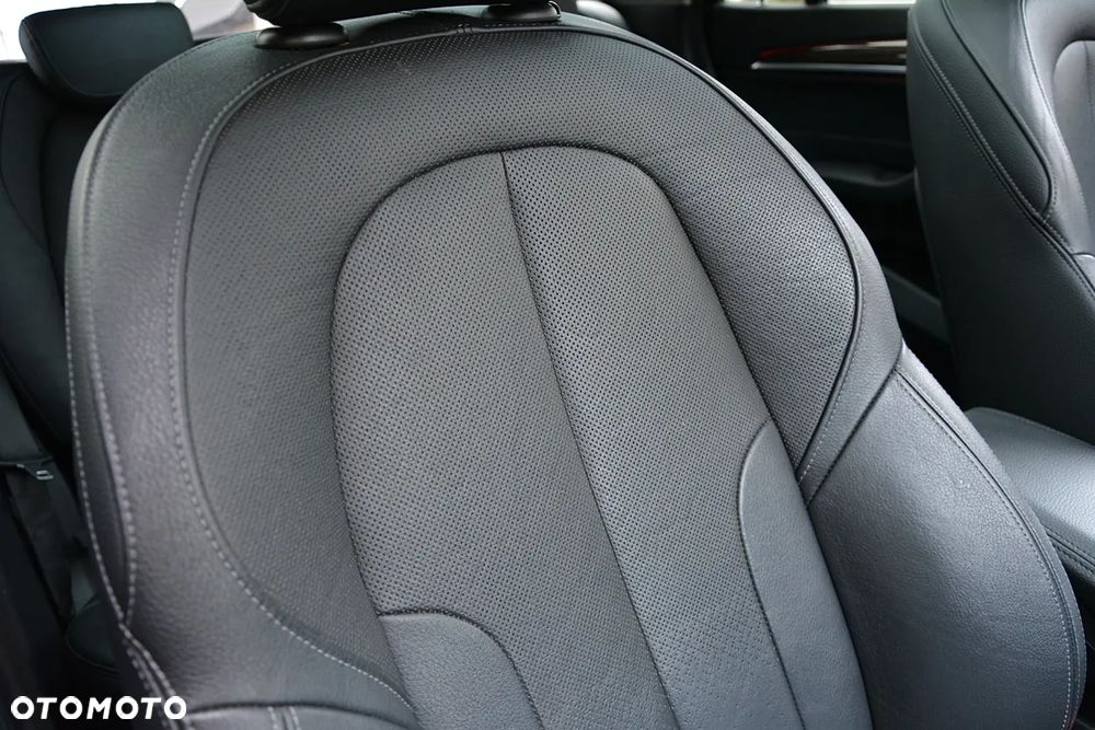 BMW X1 xDrive20d xLine - 29