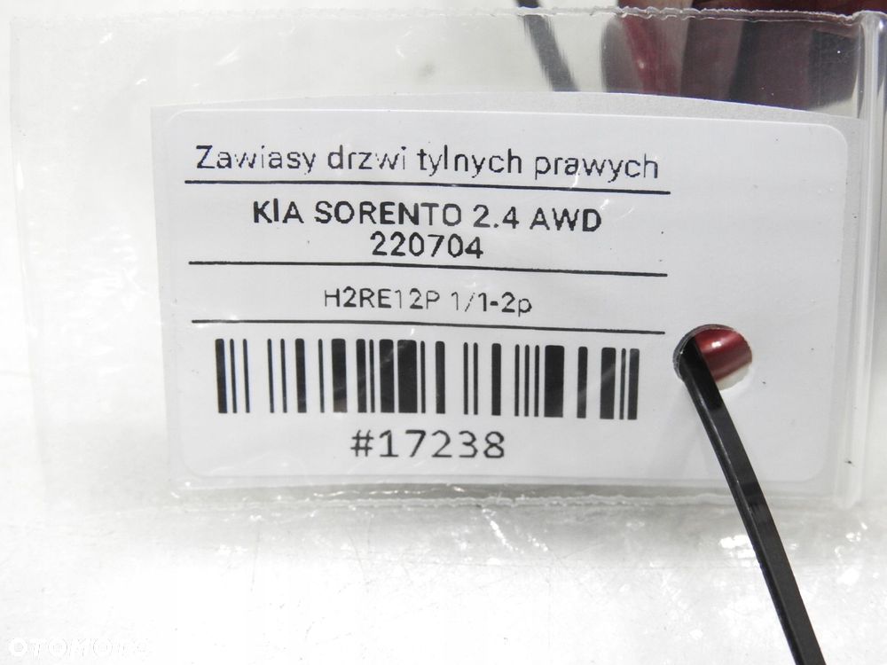ZAWIAS ZAWIASY DRZWI PRAWY TYŁ R1 KIA SORENTO I - 5