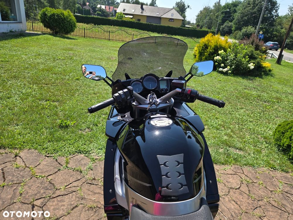 Yamaha FJR - 9