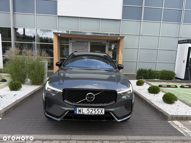 Volvo XC 60 B5 B AWD Plus Dark - 12