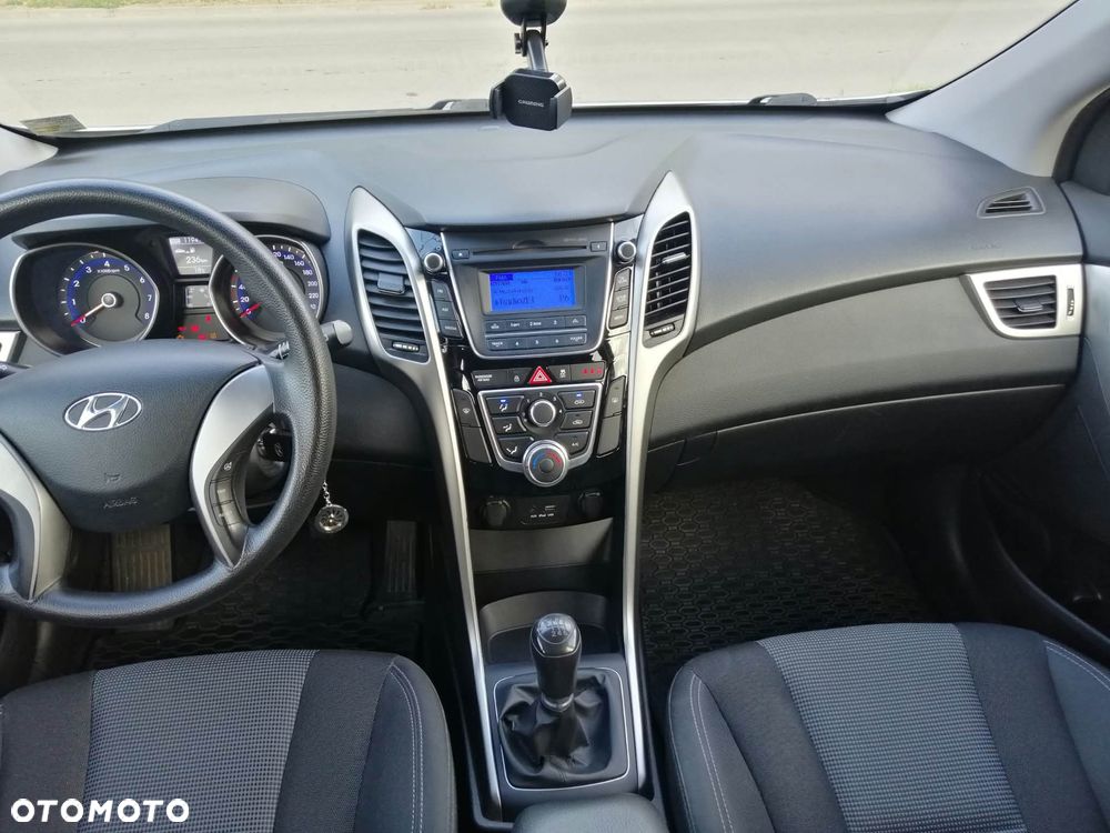 Hyundai i30 - 19