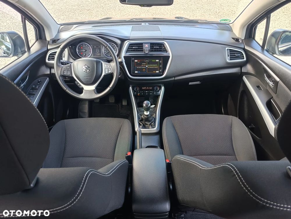 Suzuki SX4 S-Cross 1.4 T Premium - 18
