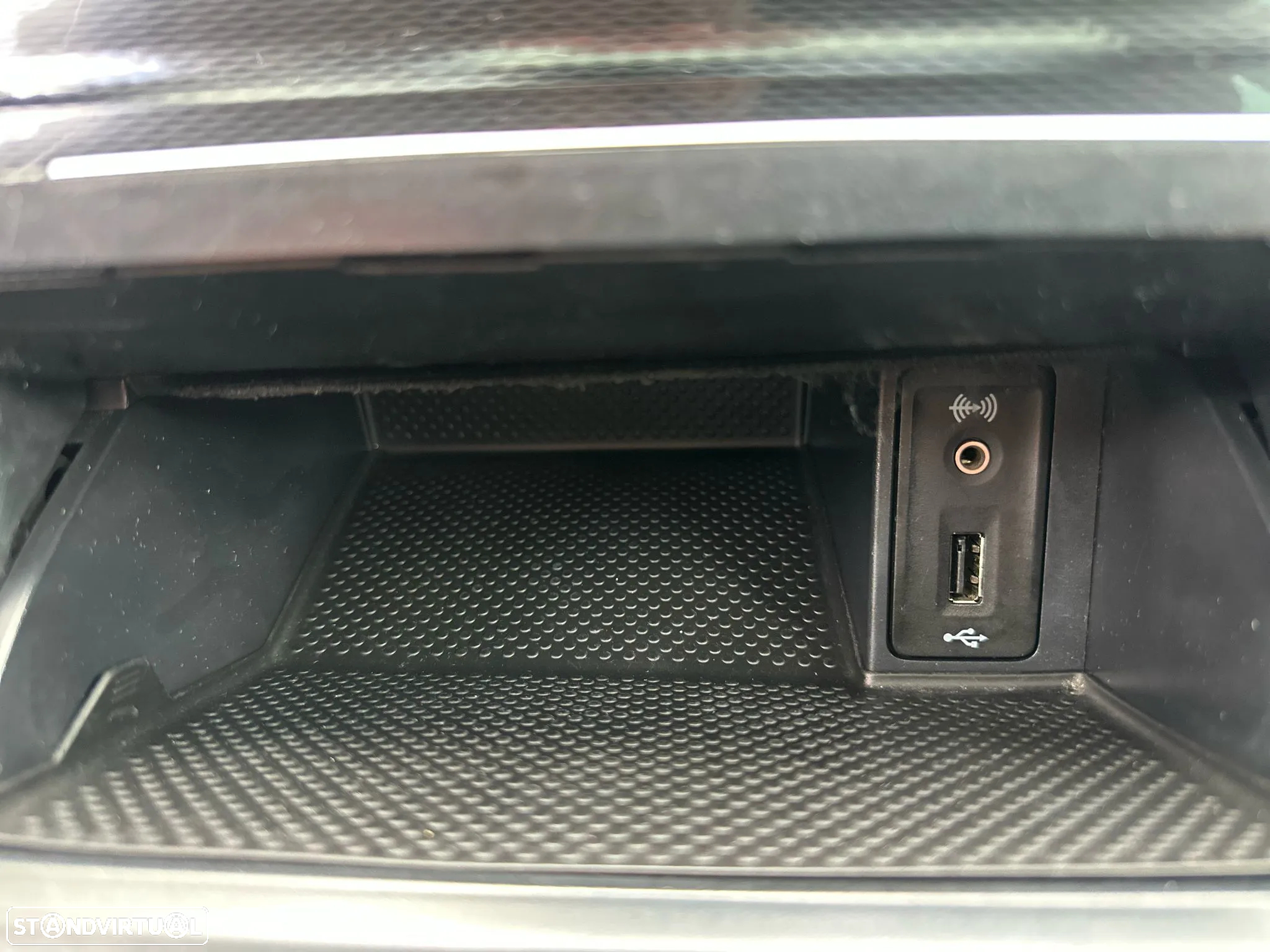 VW Golf 2.0 TDI GTD DSG - 22