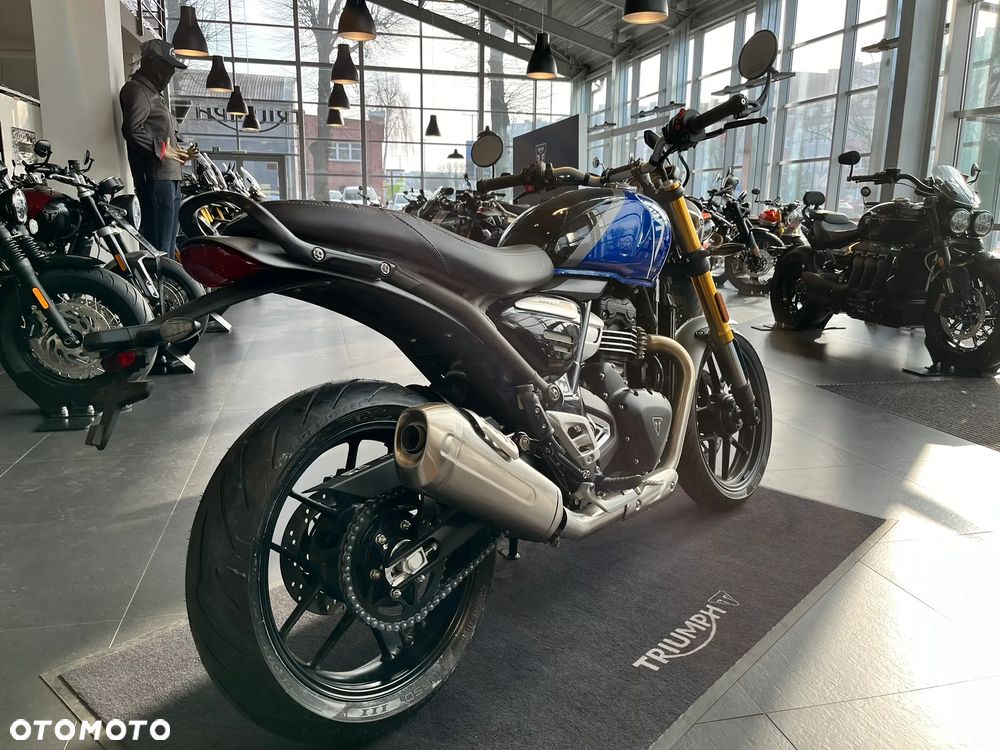 Triumph Inny - 6