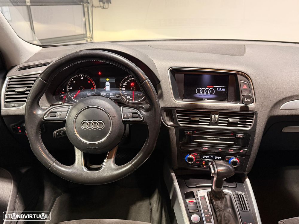 Audi Q5 2.0 TDI quattro S-line S-tronic - 11