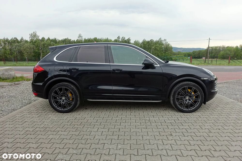 Porsche Cayenne S - 4