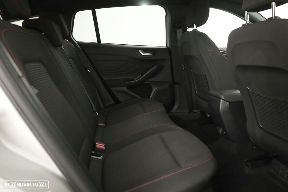Ford Focus SW 1.0 EcoBoost MHEV ST-Line Aut. - 22