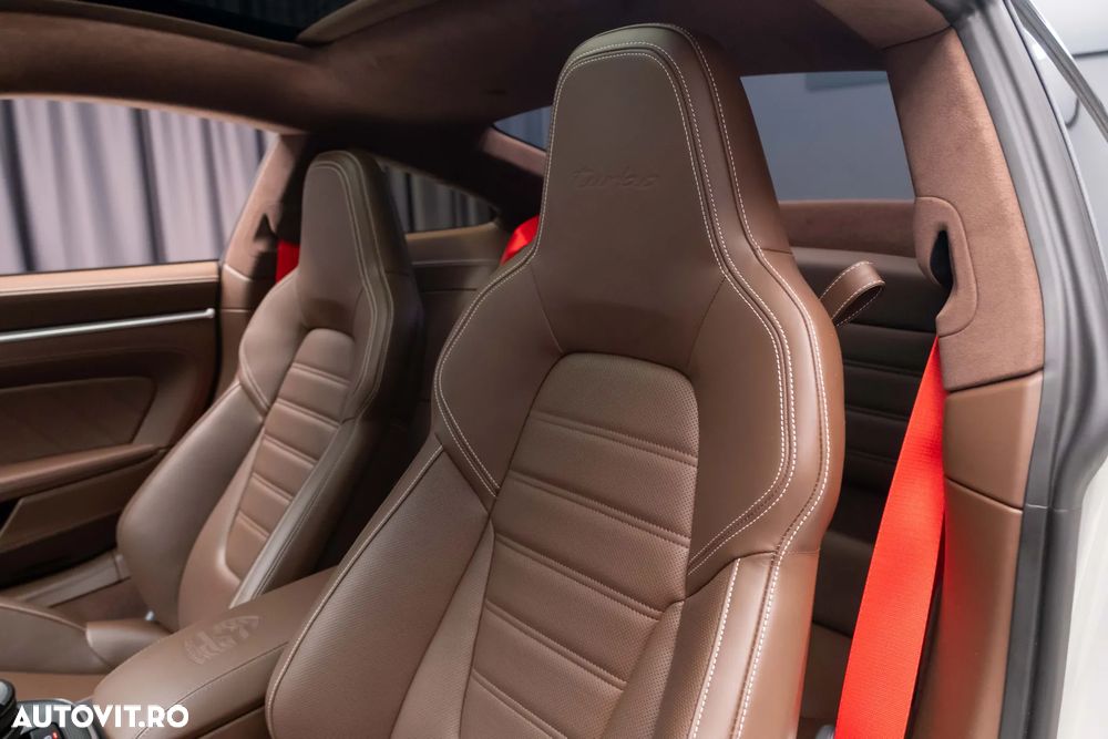 Porsche 911 Turbo PDK - 29