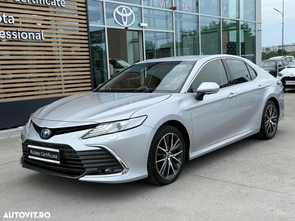 Toyota Camry 2.5 Exclusive - 3
