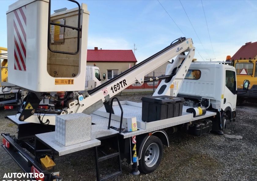 Nissan Cabstar NT400 Nacela - 13