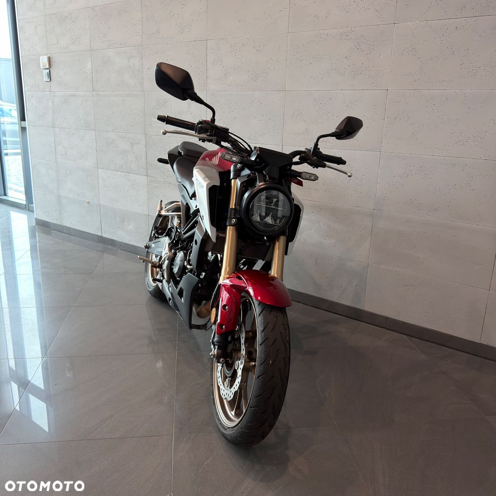 Honda CB - 4