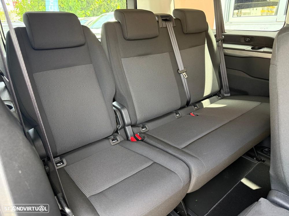 Citroën Spacetourer - 17