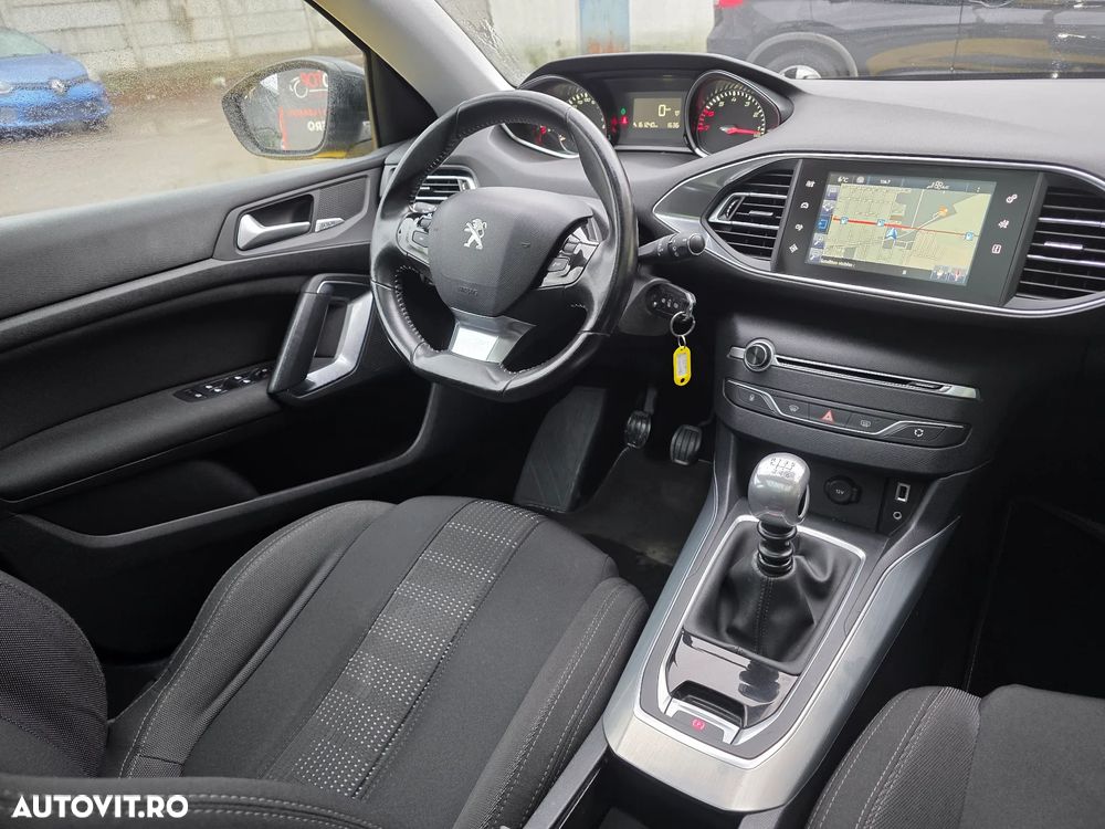 Peugeot 308 PureTech 130 EAT6 Stop & Start Allure - 16