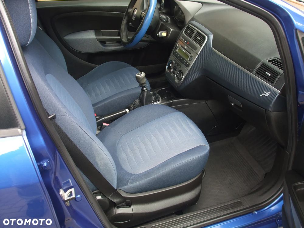 Fiat Grande Punto Actual 1.4 8V Estiva Blue&Me - 7
