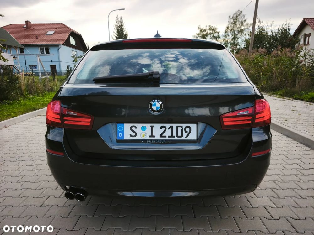 BMW Seria 5 520d Luxury Line - 6