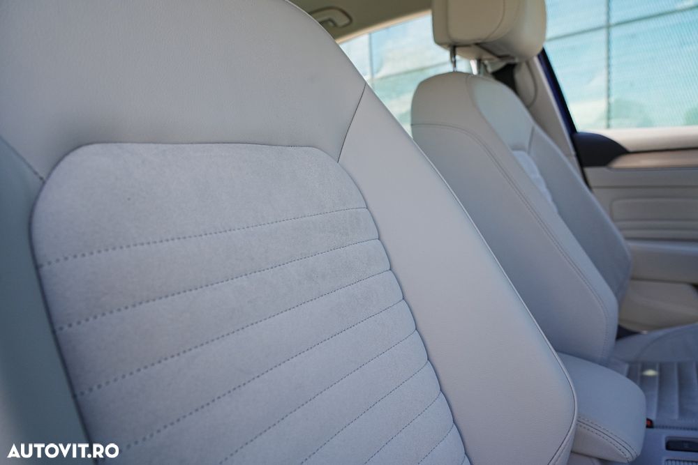 Volkswagen Passat Variant 2.0 TDI DSG R Executive - 30