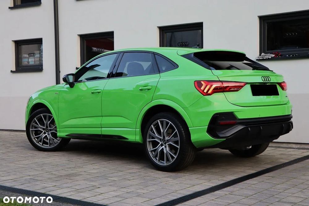 Audi Q3 Sportback - 7