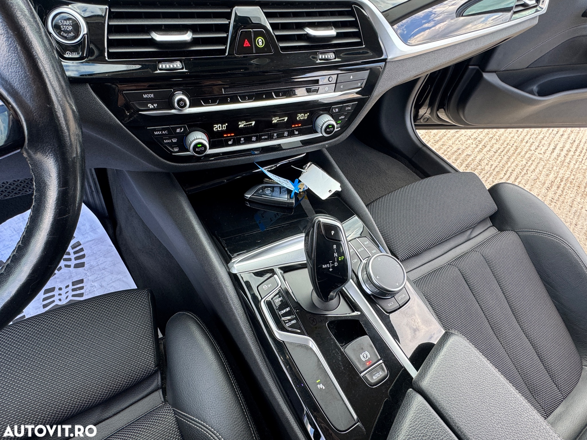 BMW Seria 5 520d Touring Aut. Sport Line - 24