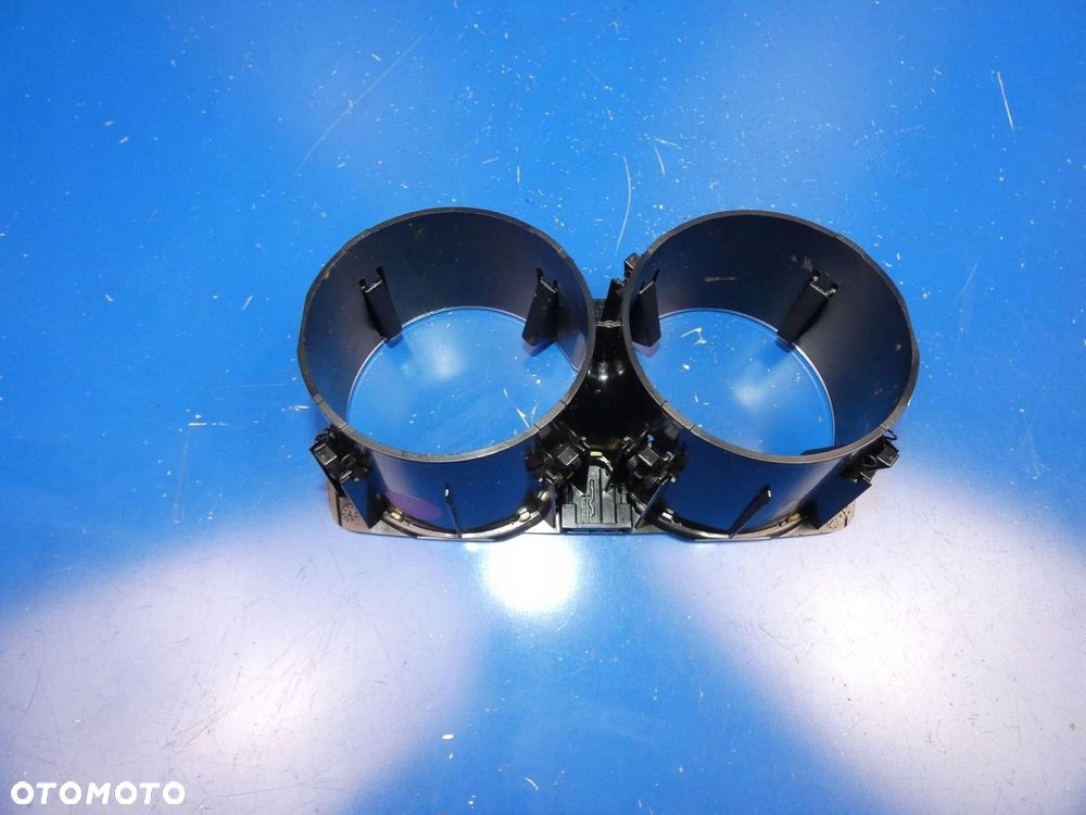 MERCEDES S KLASA W222 UCHWYT NA KUBEK PODSTAWA NA KUBKI - 2