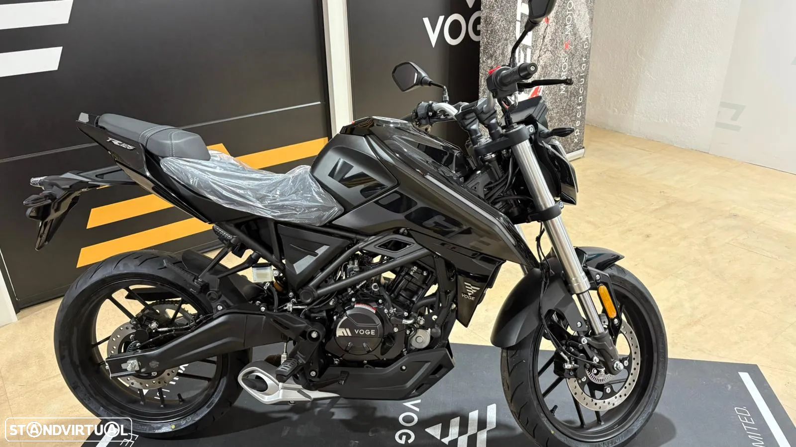 Voge 125R - 1