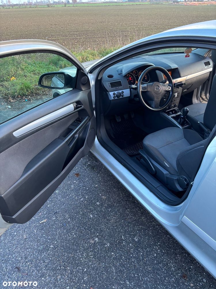 Opel Astra 1.6 Enjoy - 9