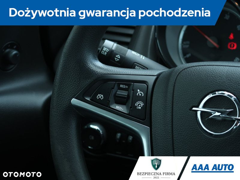 Opel Astra - 20