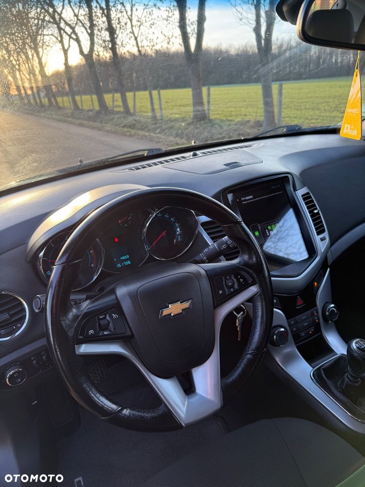 Chevrolet Cruze 1.7 D LT+ Premium - 11