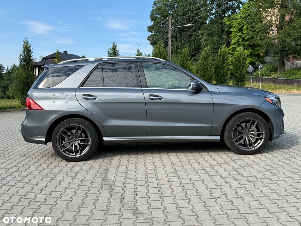 Mercedes-Benz GLE - 13