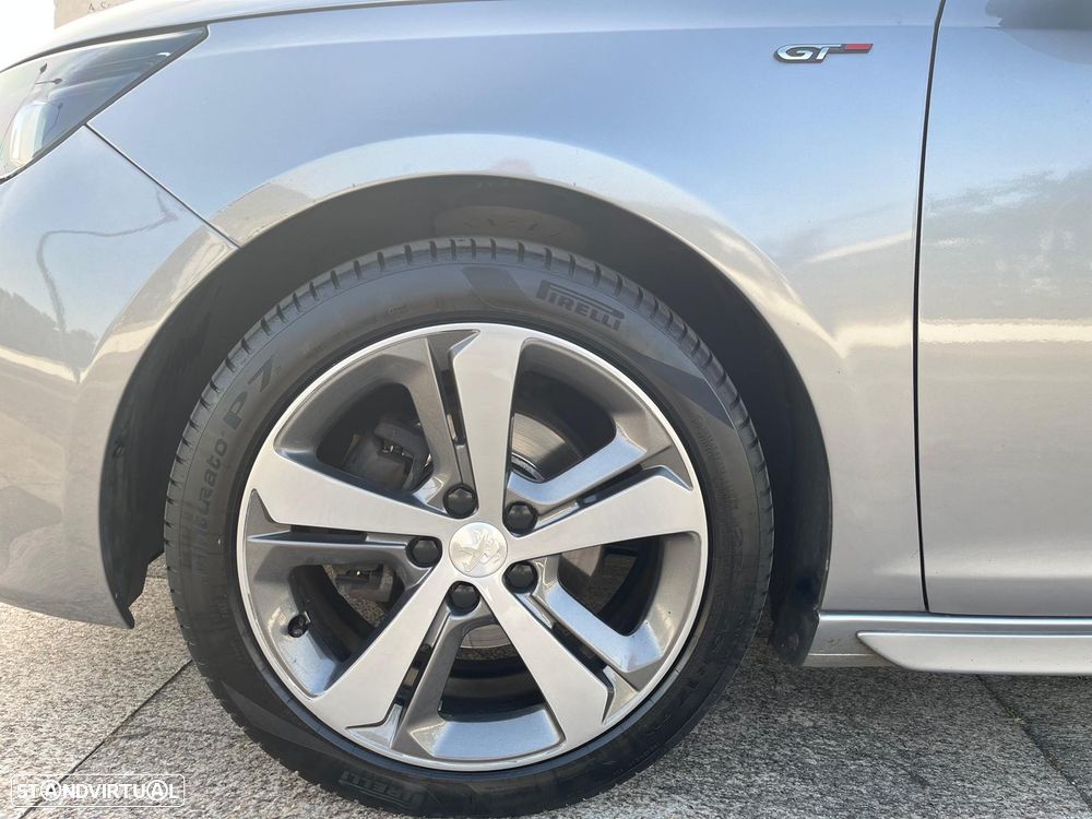 Peugeot 308 SW BlueHDi 130 EAT8 Stop & Start GT Pack - 23