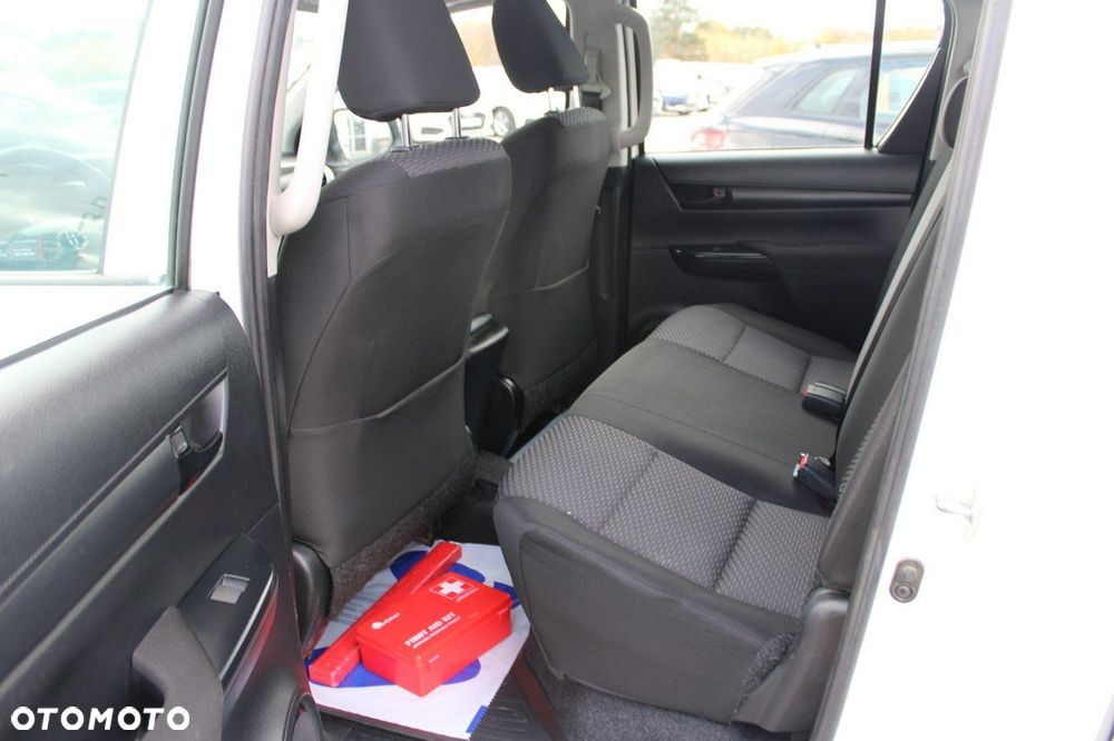 Toyota Hilux - 14