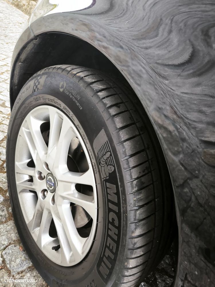 Volvo XC 60 2.0 D4 Momentum - 25