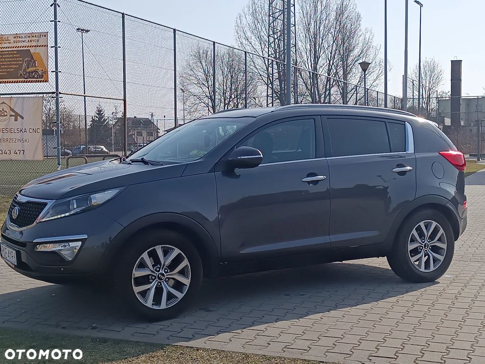 Kia Sportage 1.7 CRDI 2WD ISG Dream-Team Edition - 4