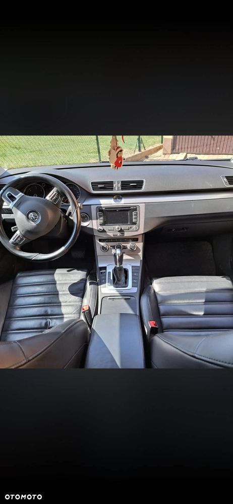 Volkswagen Passat 2.0 TDI 4Mot Highline DSG - 19