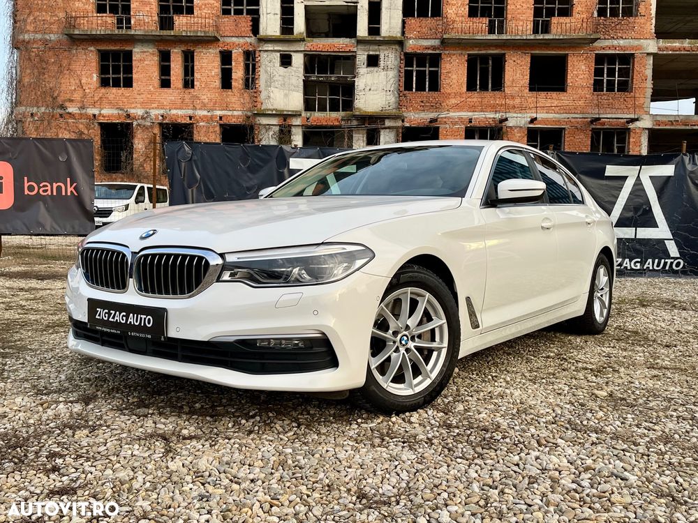 BMW Seria 5 530i xDrive Aut. Luxury Line - 27