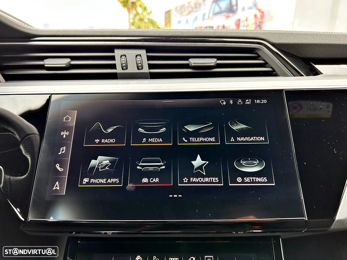 Audi e-tron 55 quattro S line - 19