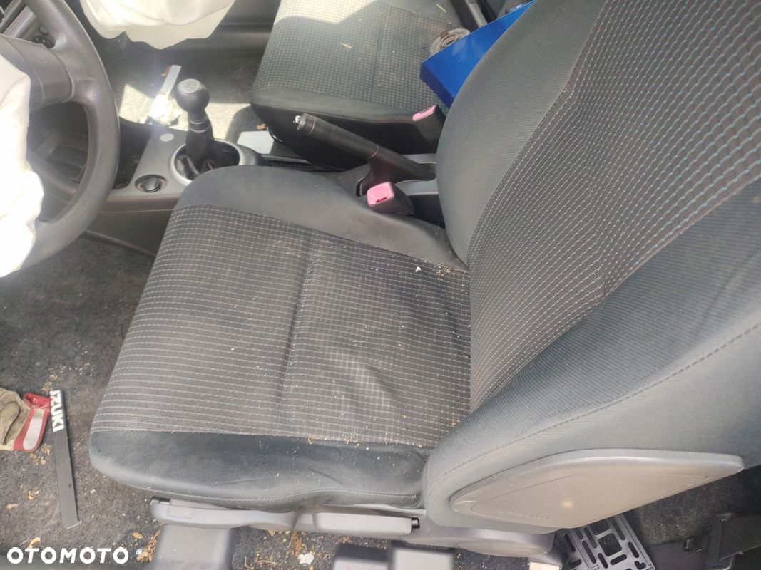 SUZUKI SWIFT MK6 FOTEL PRZÓD LEWY PRAWY - 2