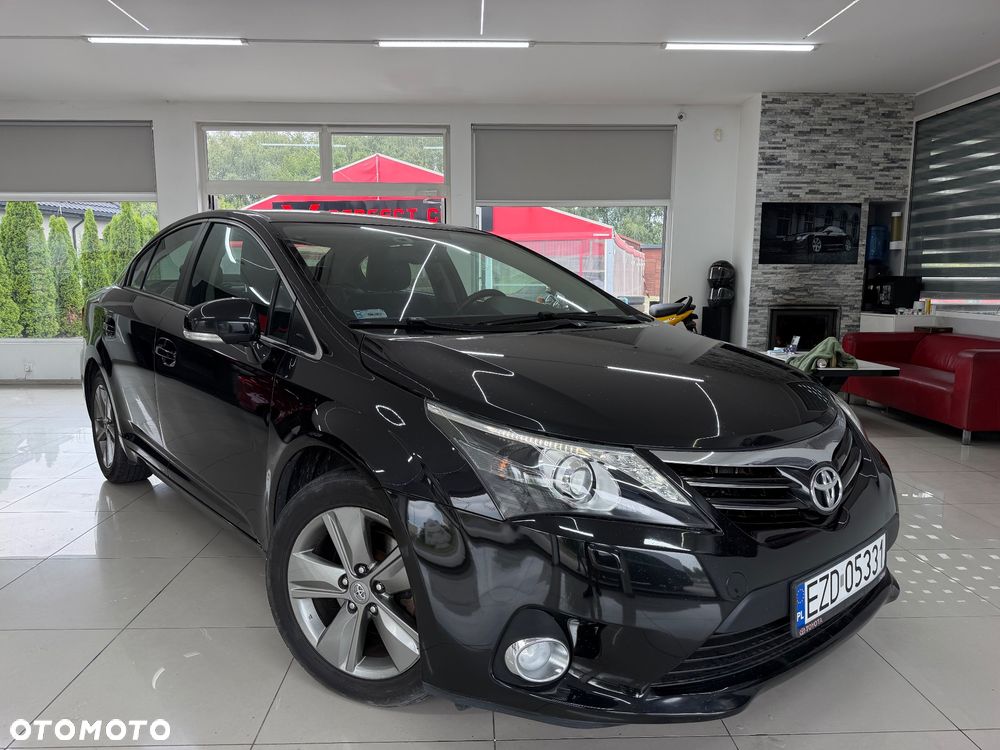 Toyota Avensis 2.0 D-4D Luna - 1