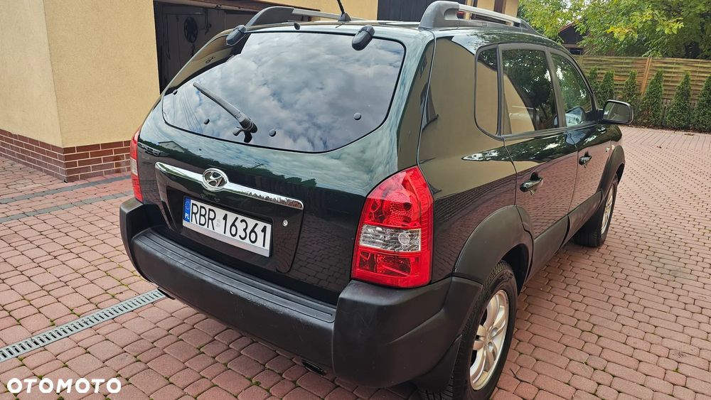 Hyundai Tucson 2.0 CRDi VGT 4WD GLS - 25