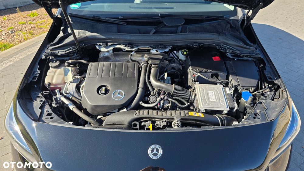 Mercedes-Benz Klasa B 180 7G-DCT Progressive - 32