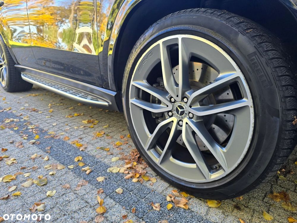 Mercedes-Benz GLE - 12