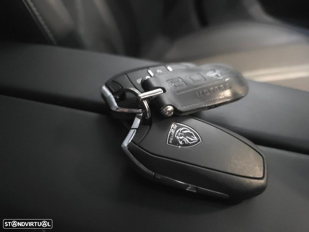 Peugeot 308 SW 1.5 BlueHDi Allure EAT8 - 48