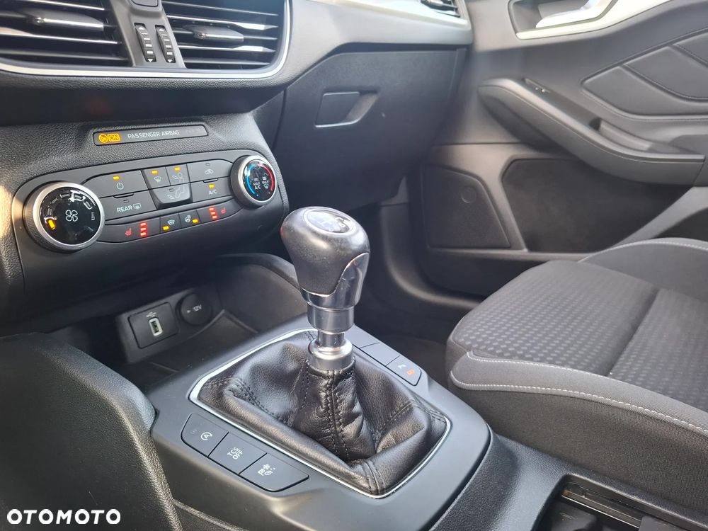 Ford Focus - 15