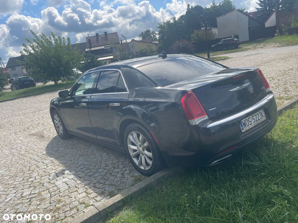 Chrysler 300C - 5