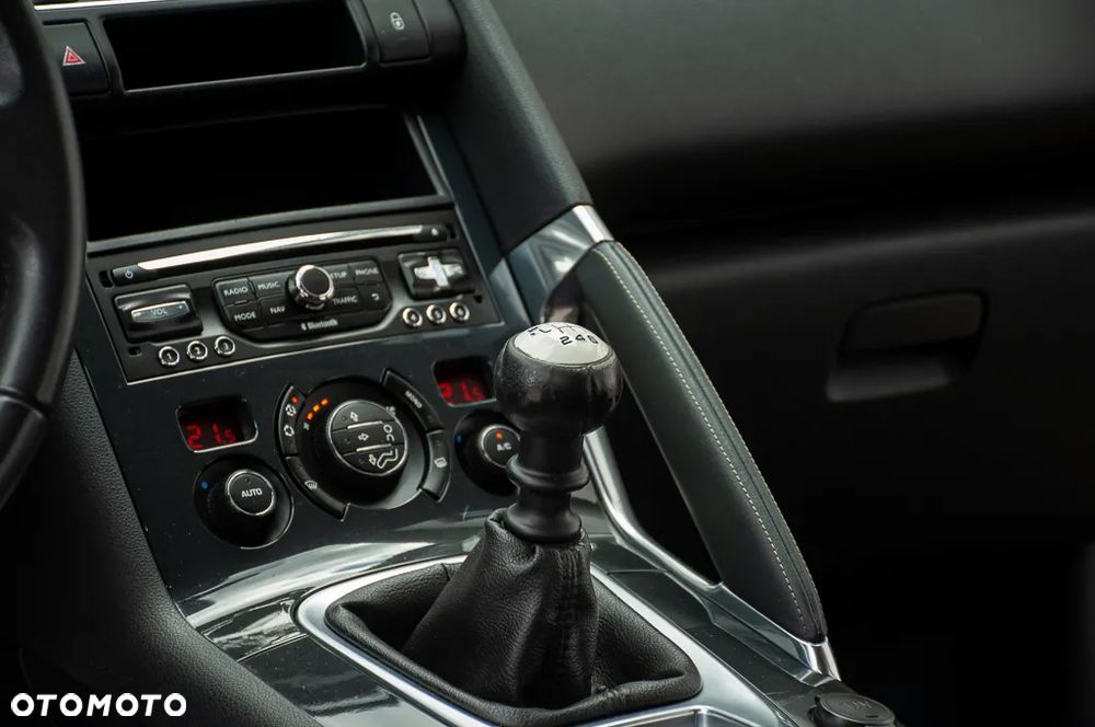 Peugeot 3008 PureTech 130 Style - 32