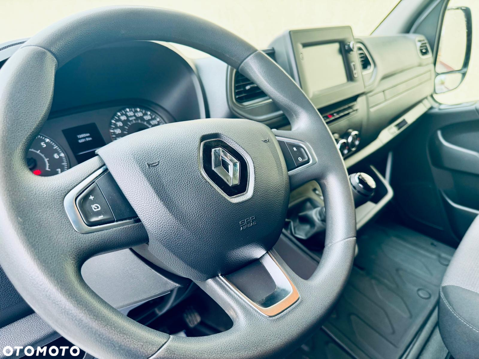 Renault Master - 18