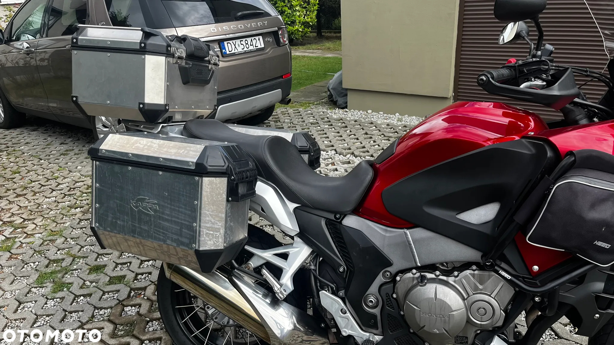 Honda VFR - 12