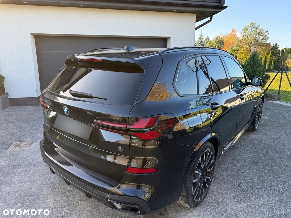 BMW X5 2023 photo 2