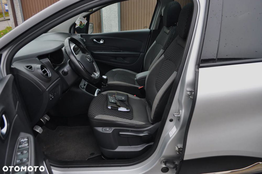Renault Captur - 27