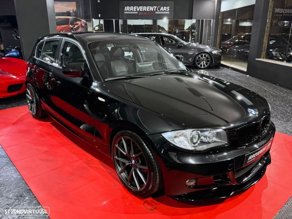 BMW 118 d Pack M - 4