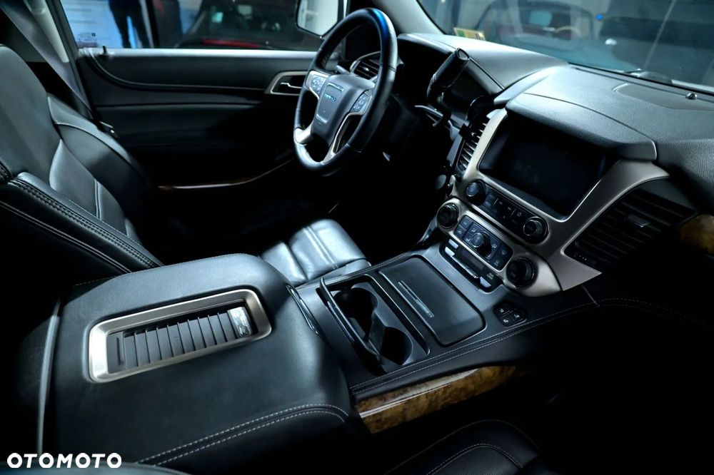 GMC Yukon - 14